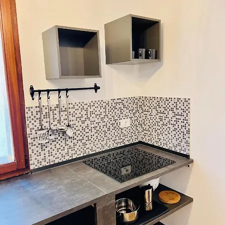 100 Mt To Station Venezia,free Parking,shuttle Airport Gorizia Mestre