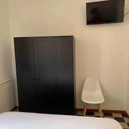 100 Mt To Station Venezia,free Parking,shuttle Airport Gorizia Mestre